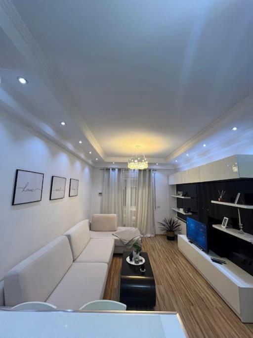Rizz 2 Apartment